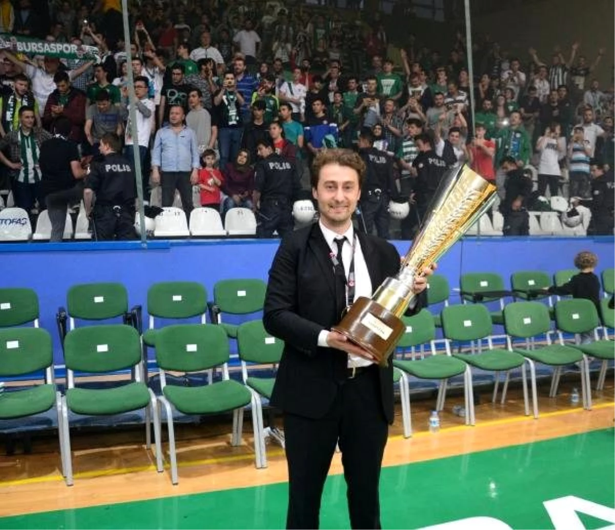 Frutti Extra Bursaspor Başkanı Sezer Sezgin: Avrupa\'da başarılar elde etmek istiyoruz