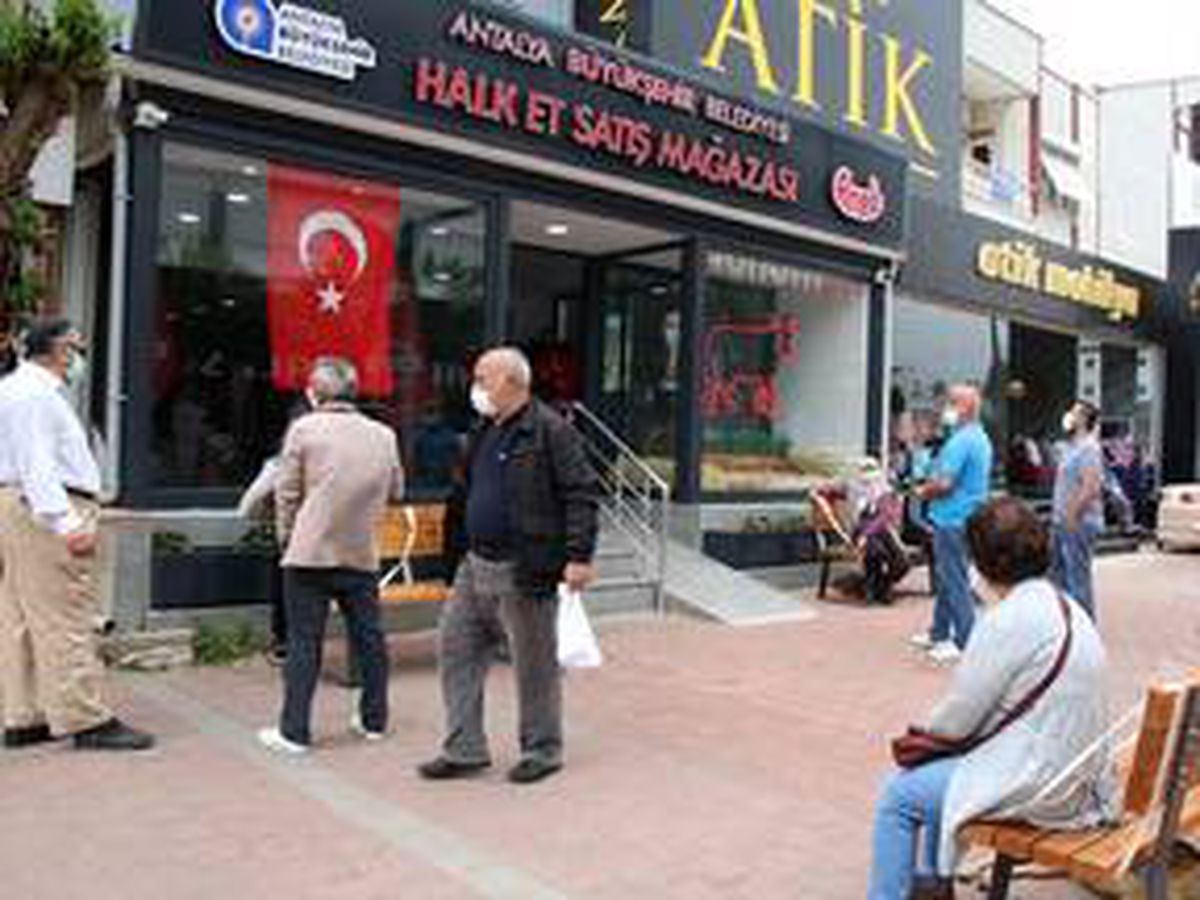 Antalya Halk Et\'te 4 buçuk ayda 80 ton et satıldı