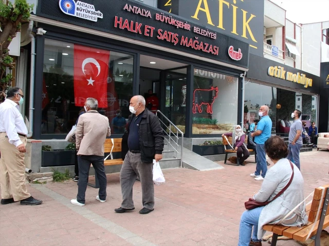 Antalya Halk Et’te 4 buçuk ayda 80 ton et satıldı Son Dakika