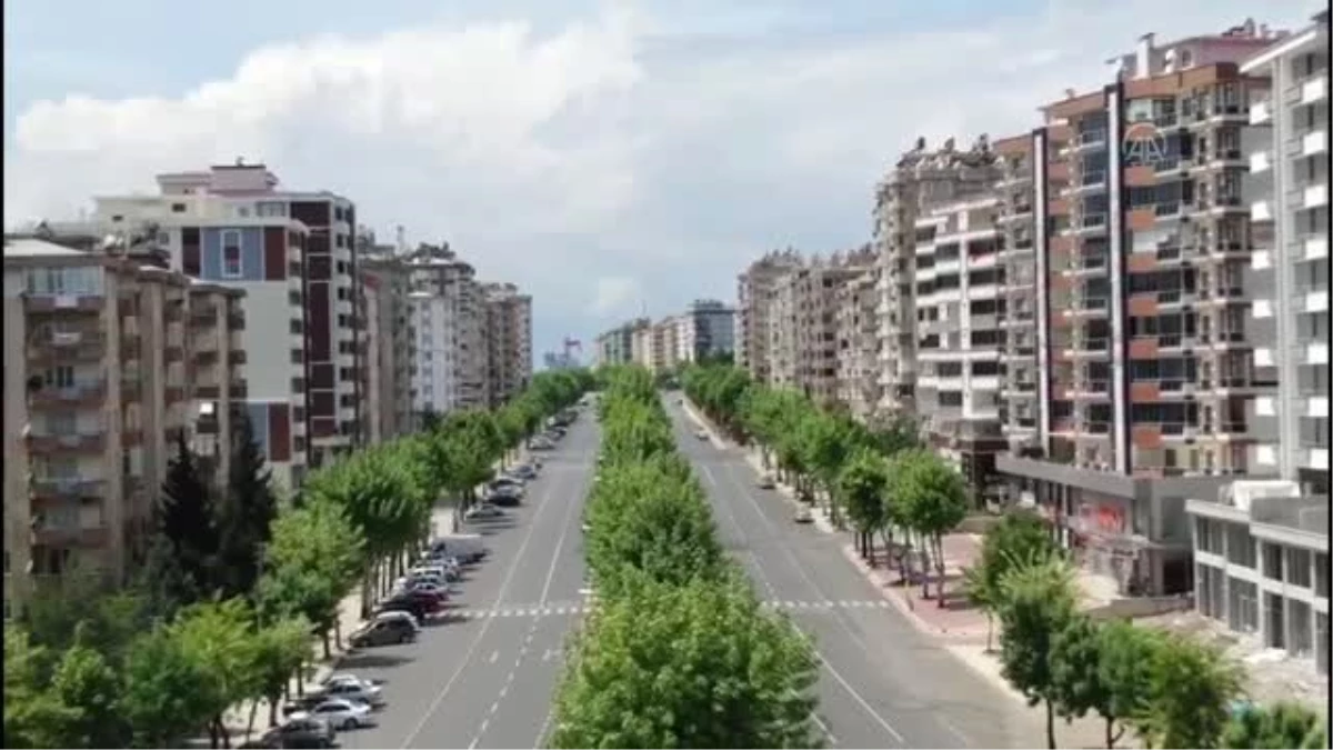 Cadde ve sokaklar drone ile denetlendi