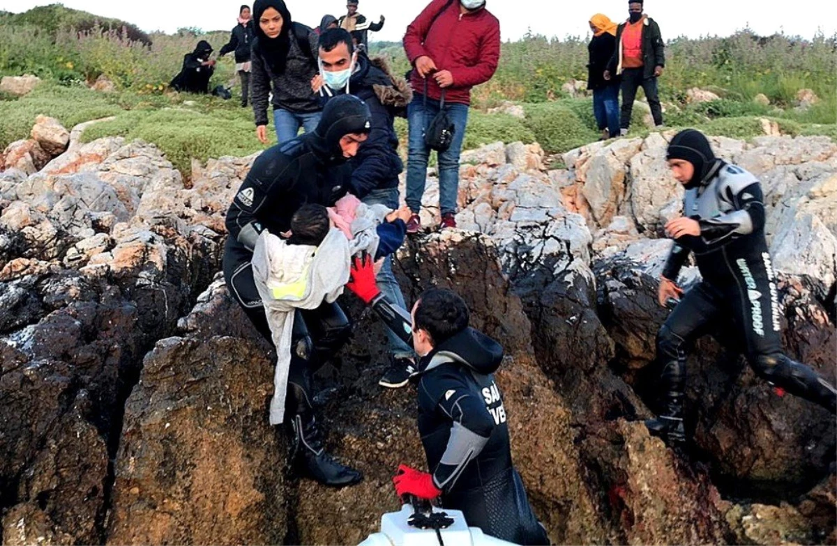 Çeşme\'deki adaya sığınan göçmenleri Sahil Güvenlik kurtardı