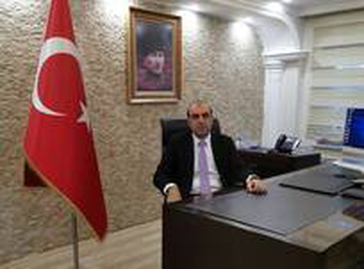 Dicle Kaymakamlığı yardım kampanyasıyla 110 yetim ve öksüz çocuğa bayramlık hediye alındı