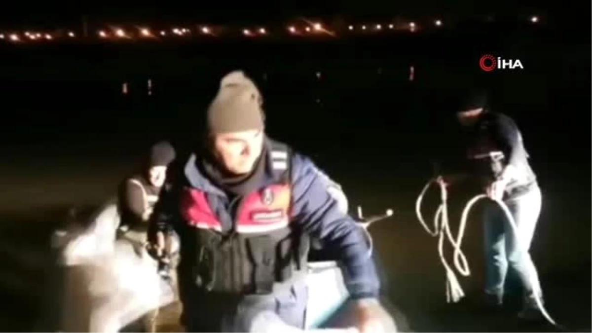 Jandarma ekiplerinden gece yarısı kaçak av operasyonu: 10 ton canlı balık göle bırakıldı