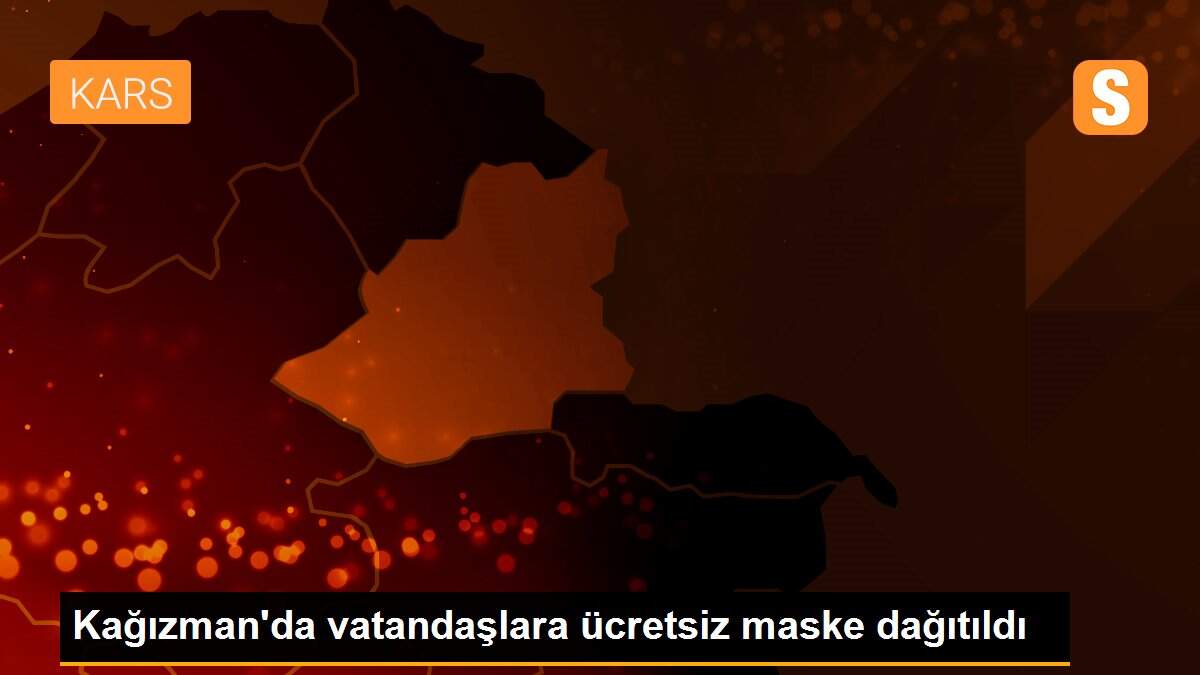 Kağızman\'da vatandaşlara ücretsiz maske dağıtıldı