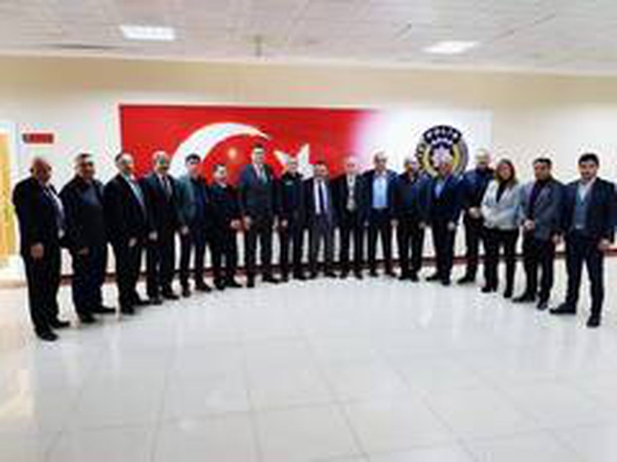 Kuşadası MHP\'den polise çifte teşekkür