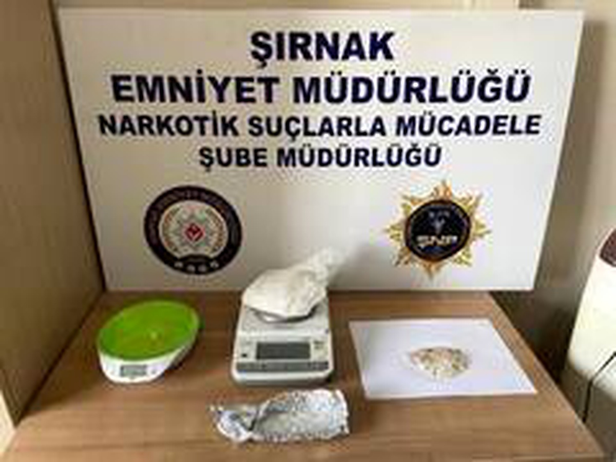 Şırnak\'ta kaçakçılık operasyonu: 11 gözaltı