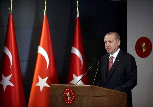 Son Dakika: Cumhurbaşkanı Erdoğan, salgında kademeli normalleşme sürecinin ayrıntılarını açıkladı