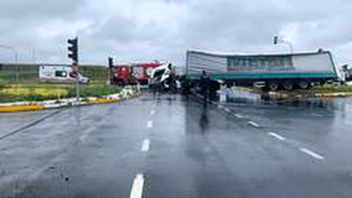 Tekirdağ\'da 2 tır çarpıştı: 1 yaralı