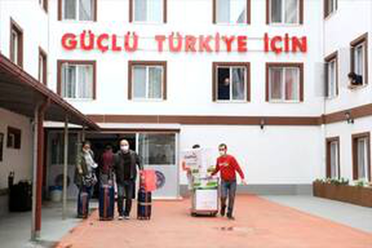 Almanya\'dan getirilen Türk vatandaşlarının Sinop\'taki karantina süresi tamamlandı