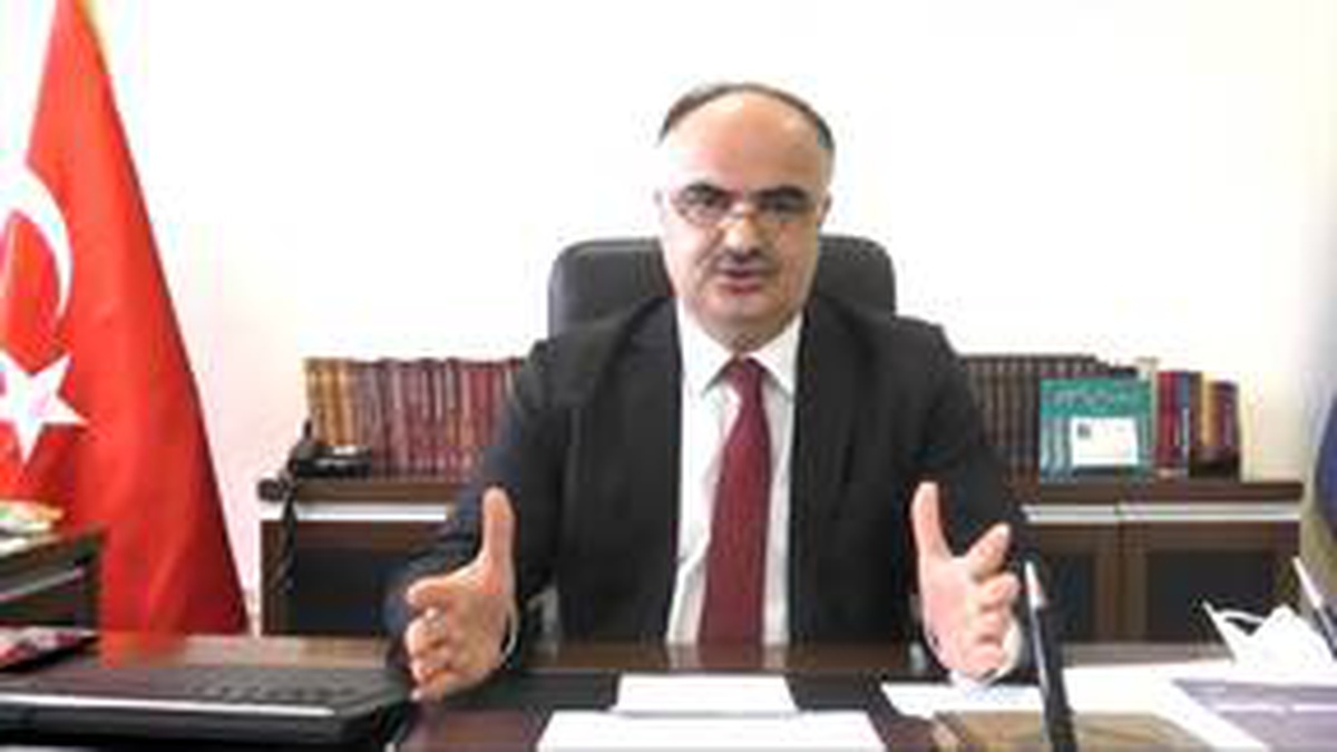 İlahiyat Fakültesi Dekanı Prof. Dr. Kılıç: "İbadetler bizim ruhen, kalben ve bedenen güçlenmemizi...