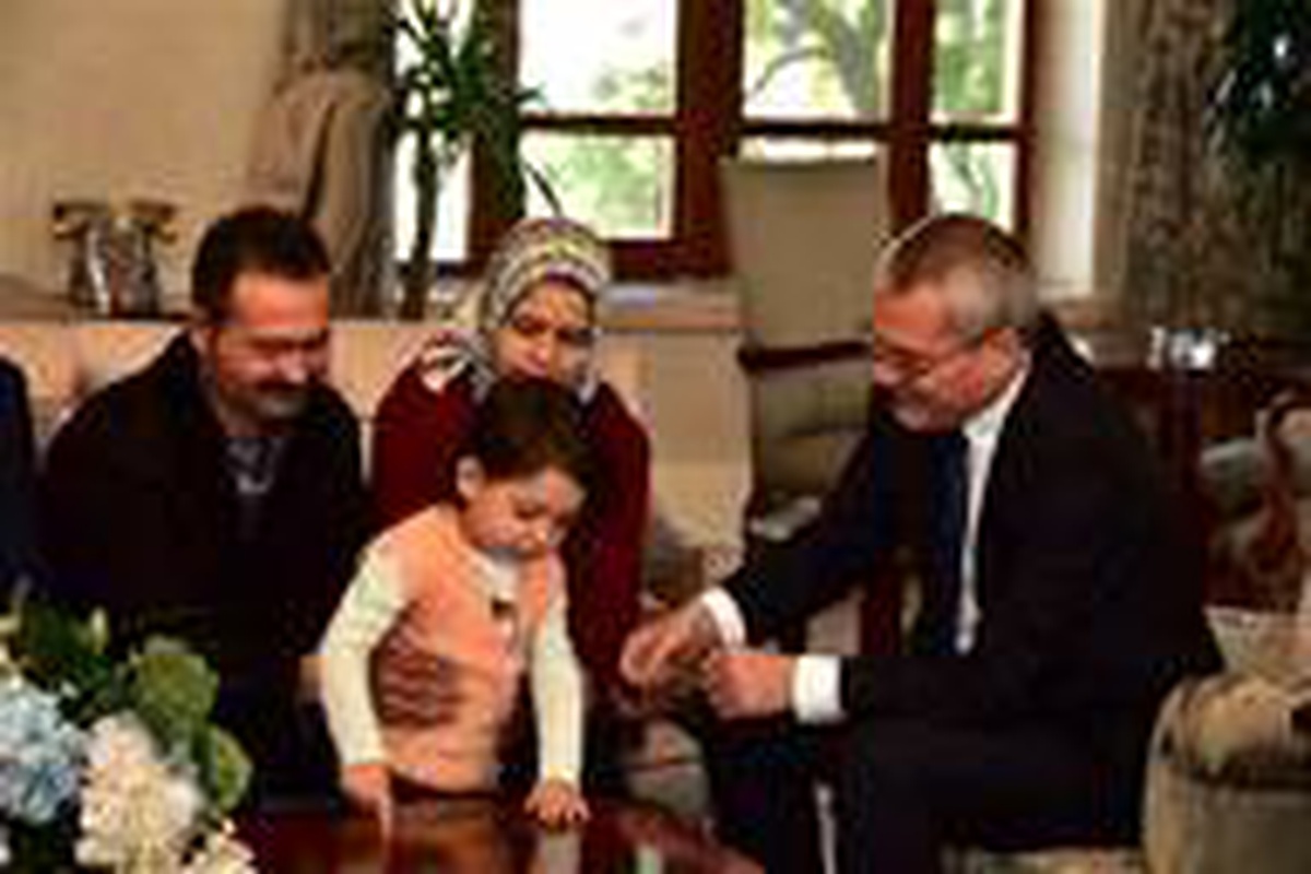Minik Meryem\'in tedavisi için gerekli olan ilaç parası toplandı