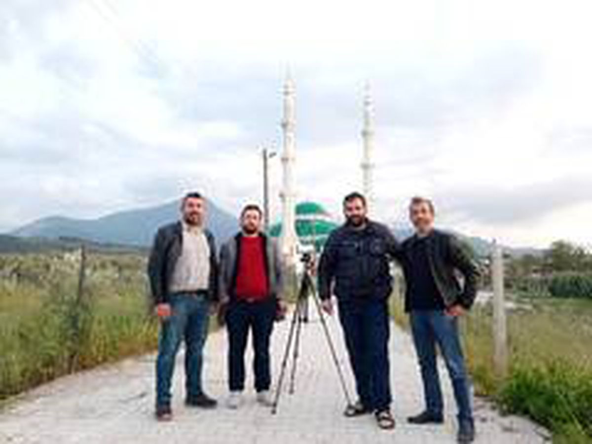 Akşam ezanlarını canlı yayınlıyorlar