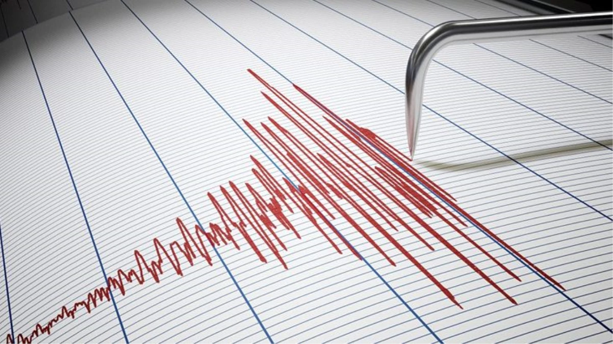 Endonezya\'da 7,3 büyüklüğünde deprem meydana geldi