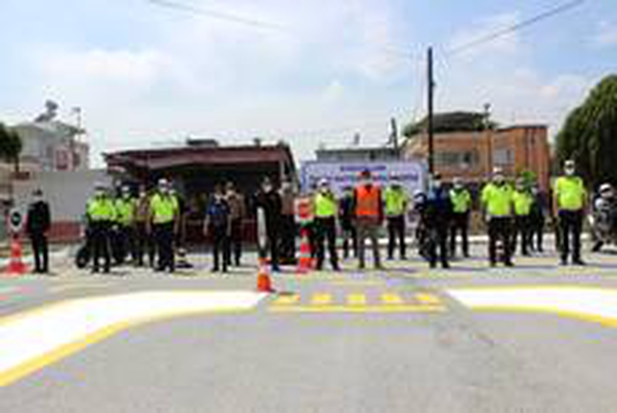 Okul bahçesine Trafik Eğitim Parkı yapıldı