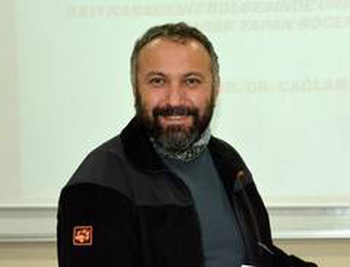 Prof. Dr. Aksoy "İthal süs bitkilerinin hastalık getirme riski var"