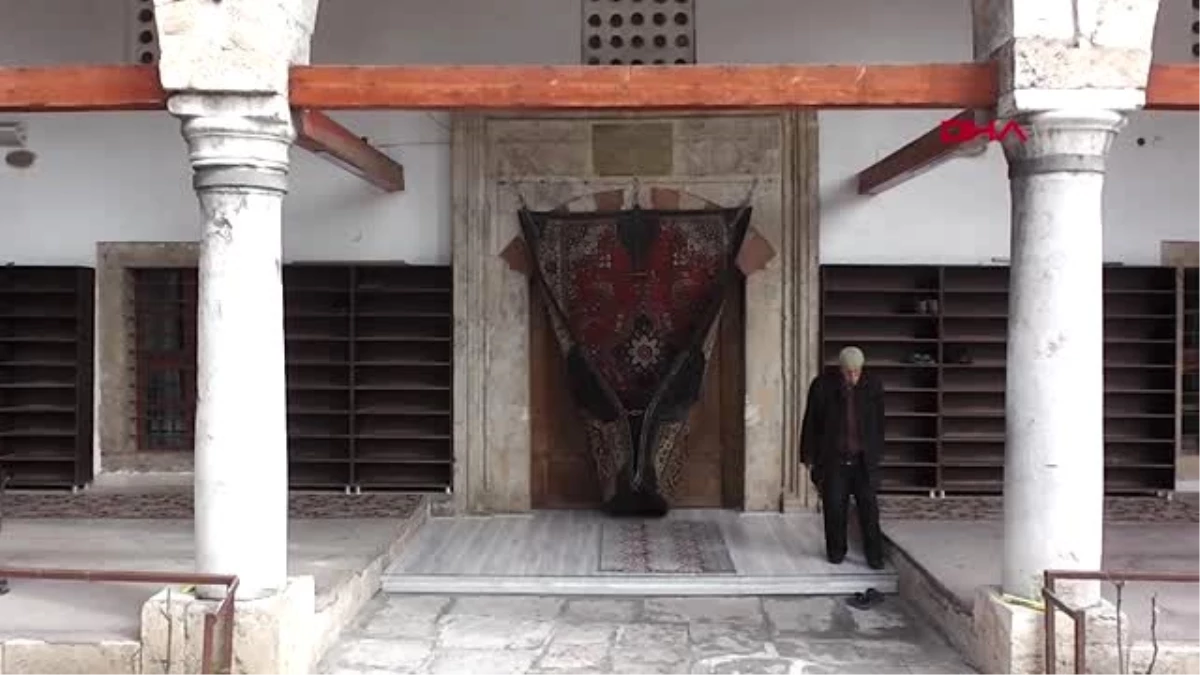 TOKAT ULU CAMİ, İKİ SON CEMAAT YERİ VE KUŞ EVİ İLE DİKKAT ÇEKİYOR