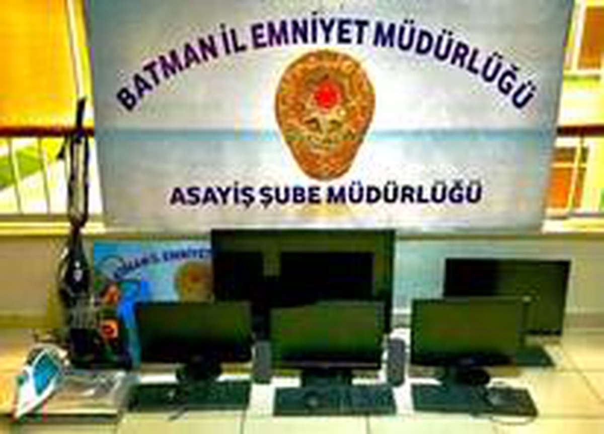 Yaşı küçük hırsızlık zanlıları yakalandı