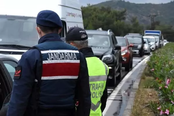 Kısıtlamanın sona ermesinden sonra tatilciler Muğla’ya akın ediyor