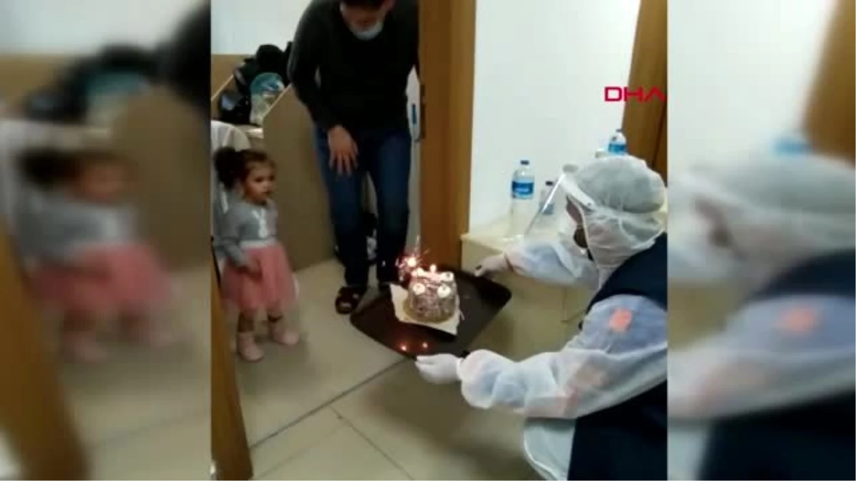 ÇANKIRI Ailesiyle karantinada olan Elif Naz\'a doğum günü sürprizi