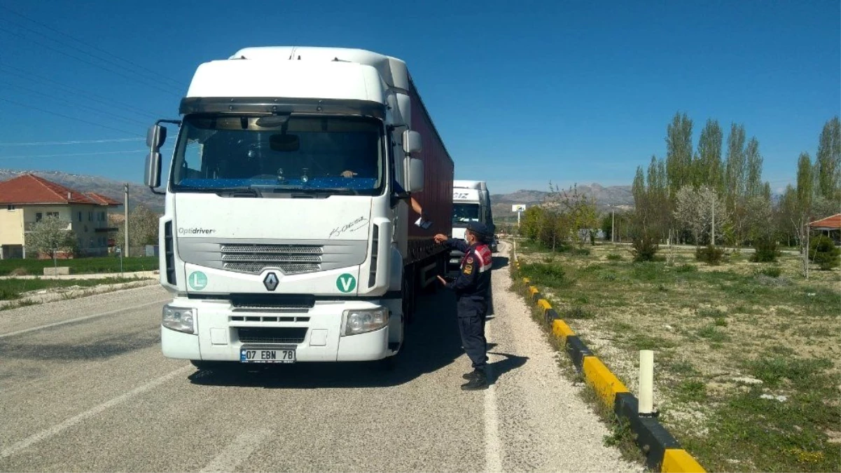 Jandarmadan takograf, yetki belgesi ve tonaj kontrolü