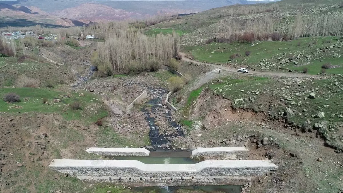 Kozlu köyü taşkın korumu işi tamamlandı