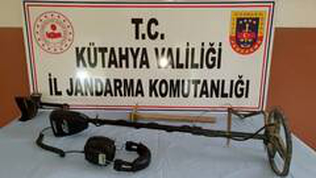 Kütahya\'da kaçak kazıya jandarmadan suçüstü