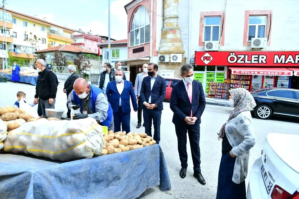 Mamak Belediyesinden sokak pazarı uygulaması