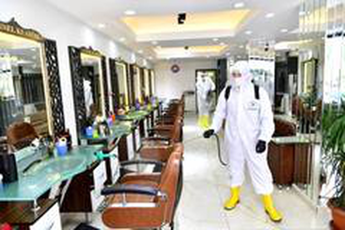Yeşilyurt\'ta güzellik salonları dezenfekte ediliyor