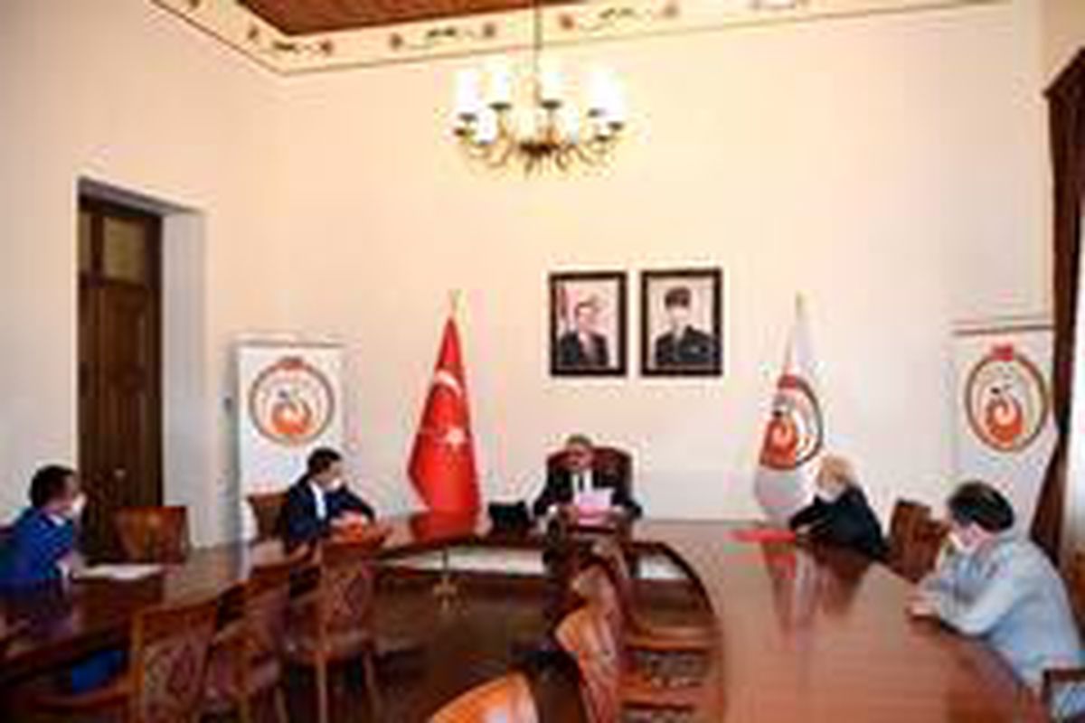 Antalya\'da eğitime hayırsever katısı devam ediyor