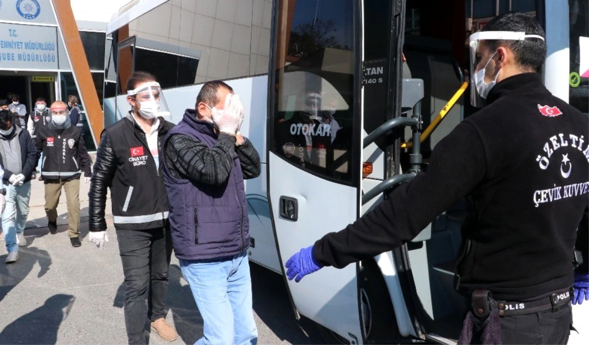 Cinayetle biten göçmen kaçakçıları arasındaki anlaşmazlıkta 7 kişi tutuklandı