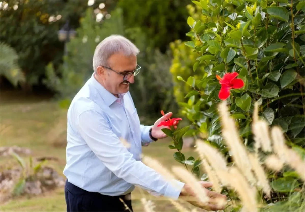 Vali Karaloğlu\'ndan Anneler Günü mesajı