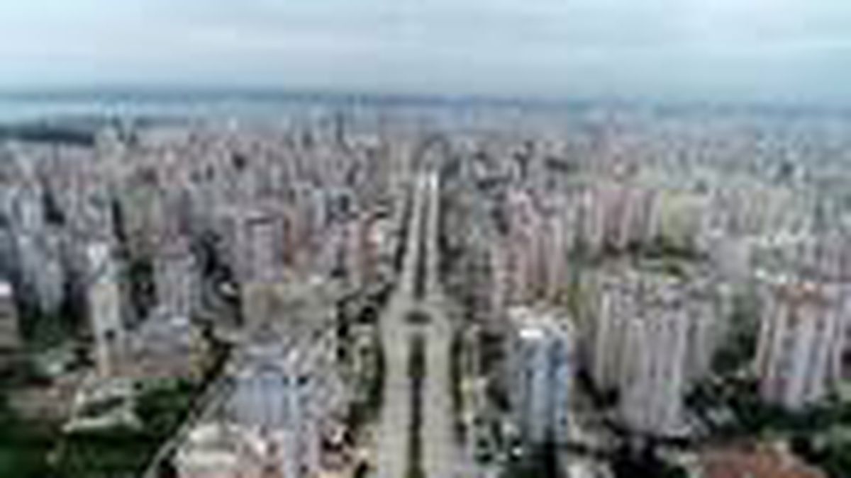 Adana\'da cadde ve sokaklar boş kaldı
