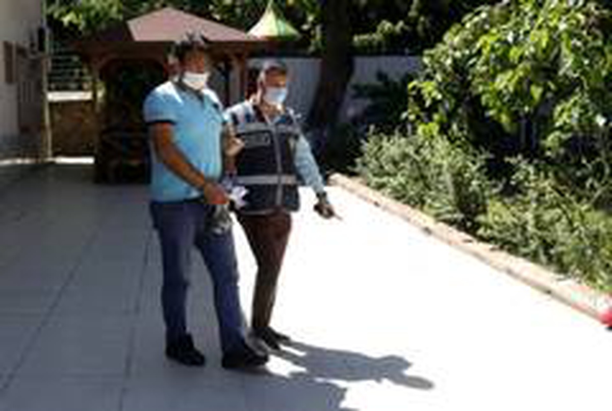 Antalya\'da PTT görevlisinin motosikletini çalan şüpheli yakalandı
