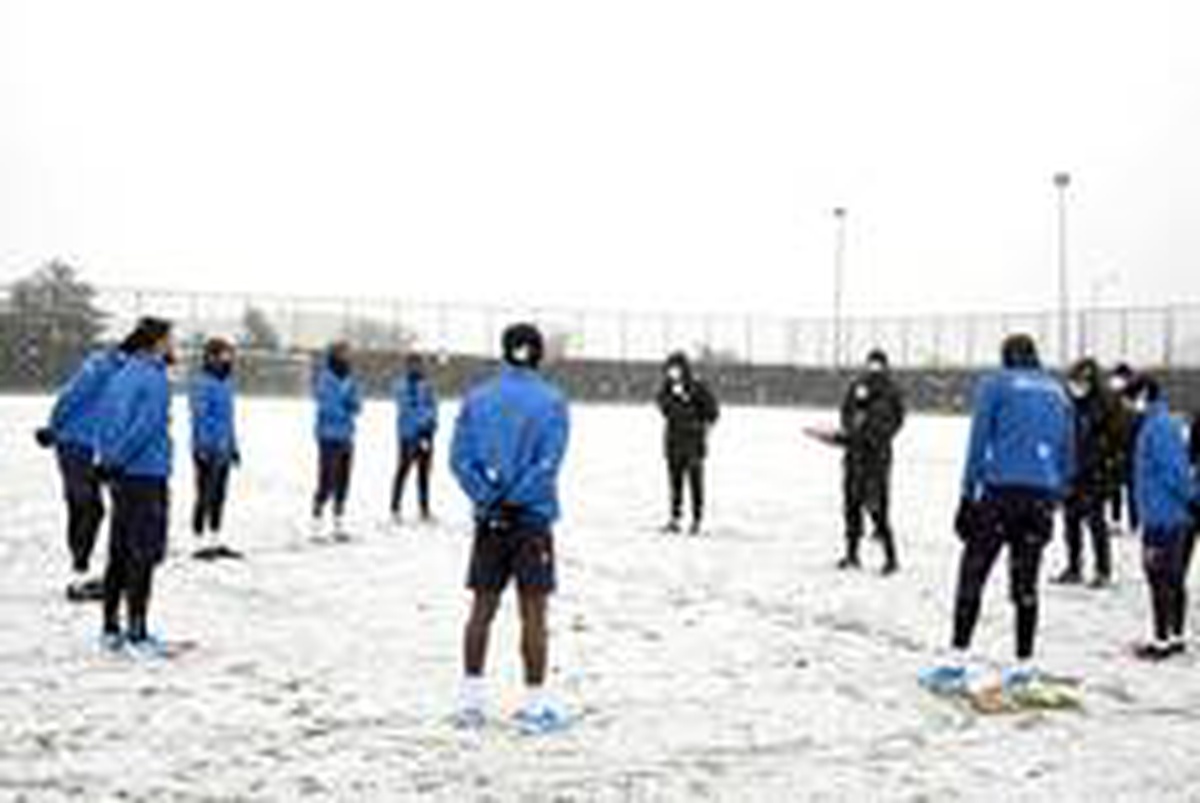 Erzurumspor antrenmanlara başladı