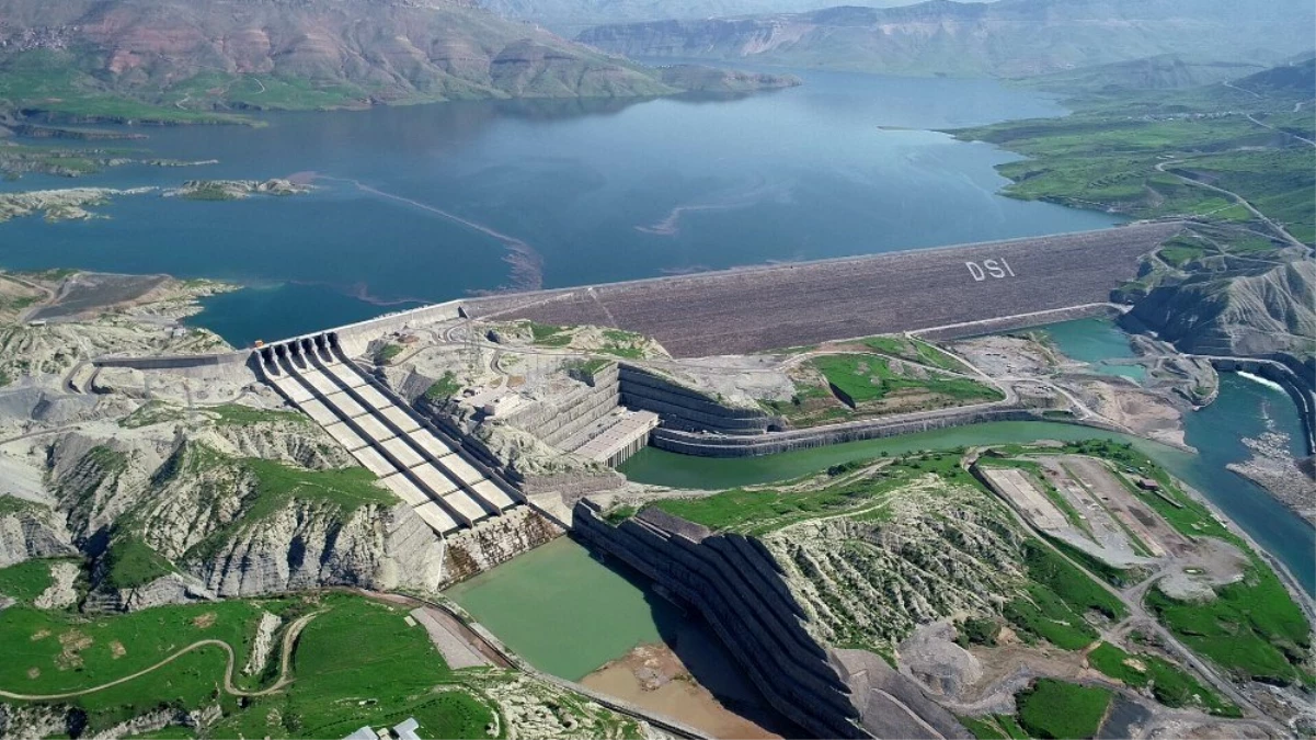 Ilısı Barajı\'nda enerji üretimi test süreci başladı