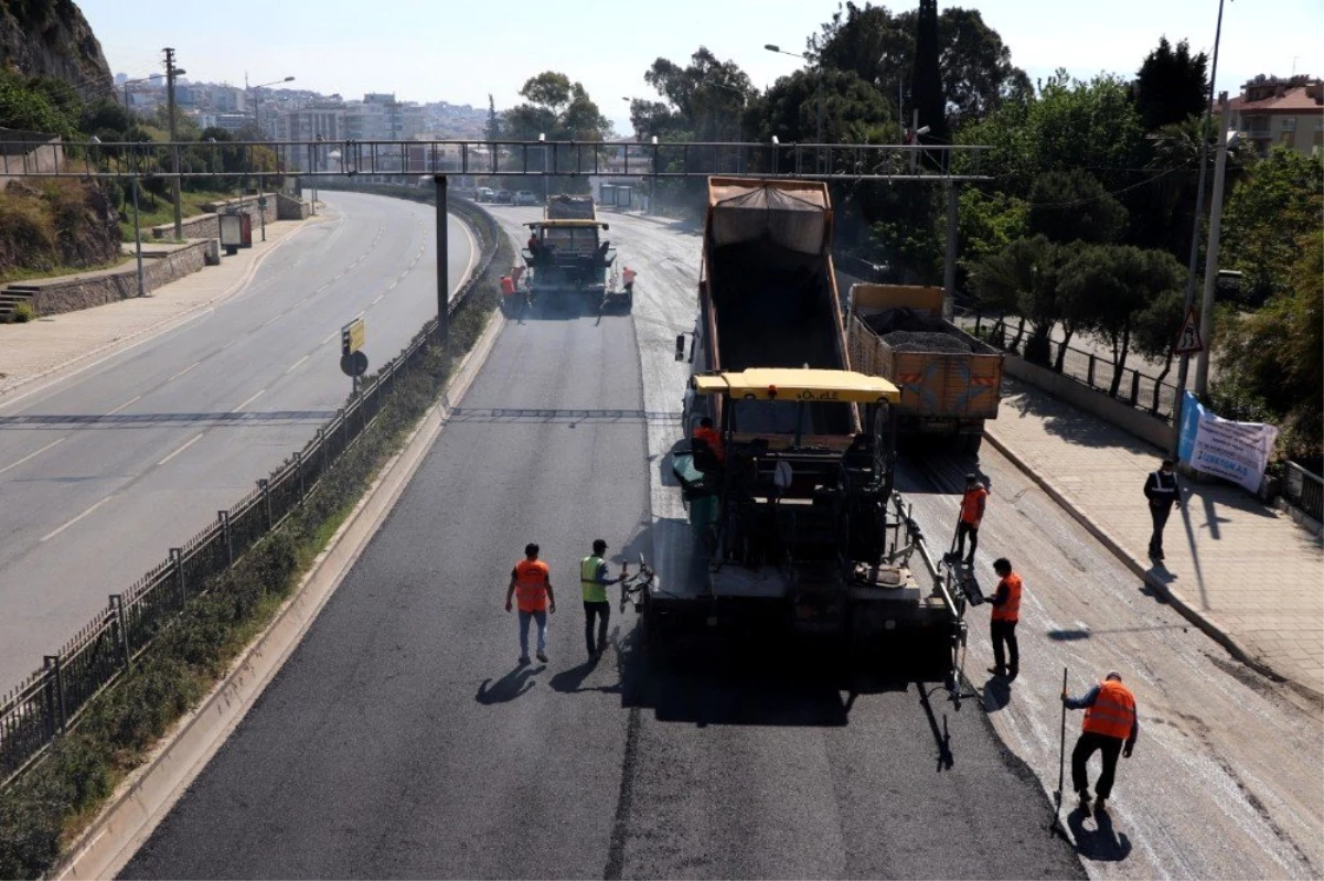 İzmir\'de asfalt çalışmaları hafta sonu hız kazanacak