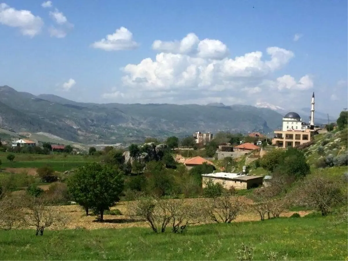 Karantina altındaki köyde ilk ölüm gerçekleşti