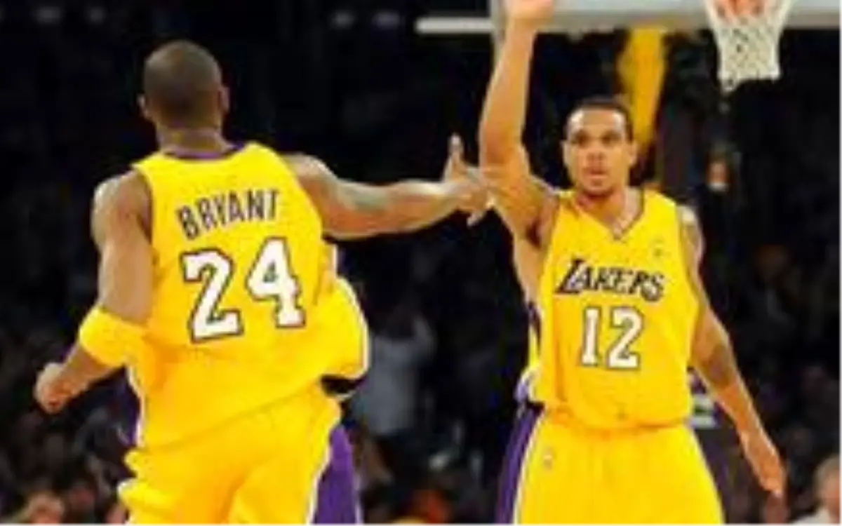 Lakers\'ın eski yıldızı Shannon Brown, evine giren iki kişiye tüfekle ateş açtı