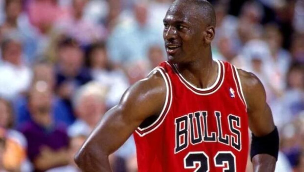Michael Jordan\'ın forması için rekor fiyata alıcı!