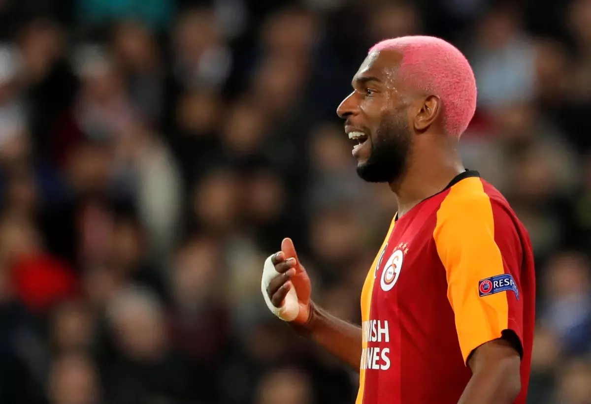 Ryan Babel\'in vergi kitabıyla yaptığı paylaşım, Hollandalı politikacı Marijnissen\'i kızdırdı