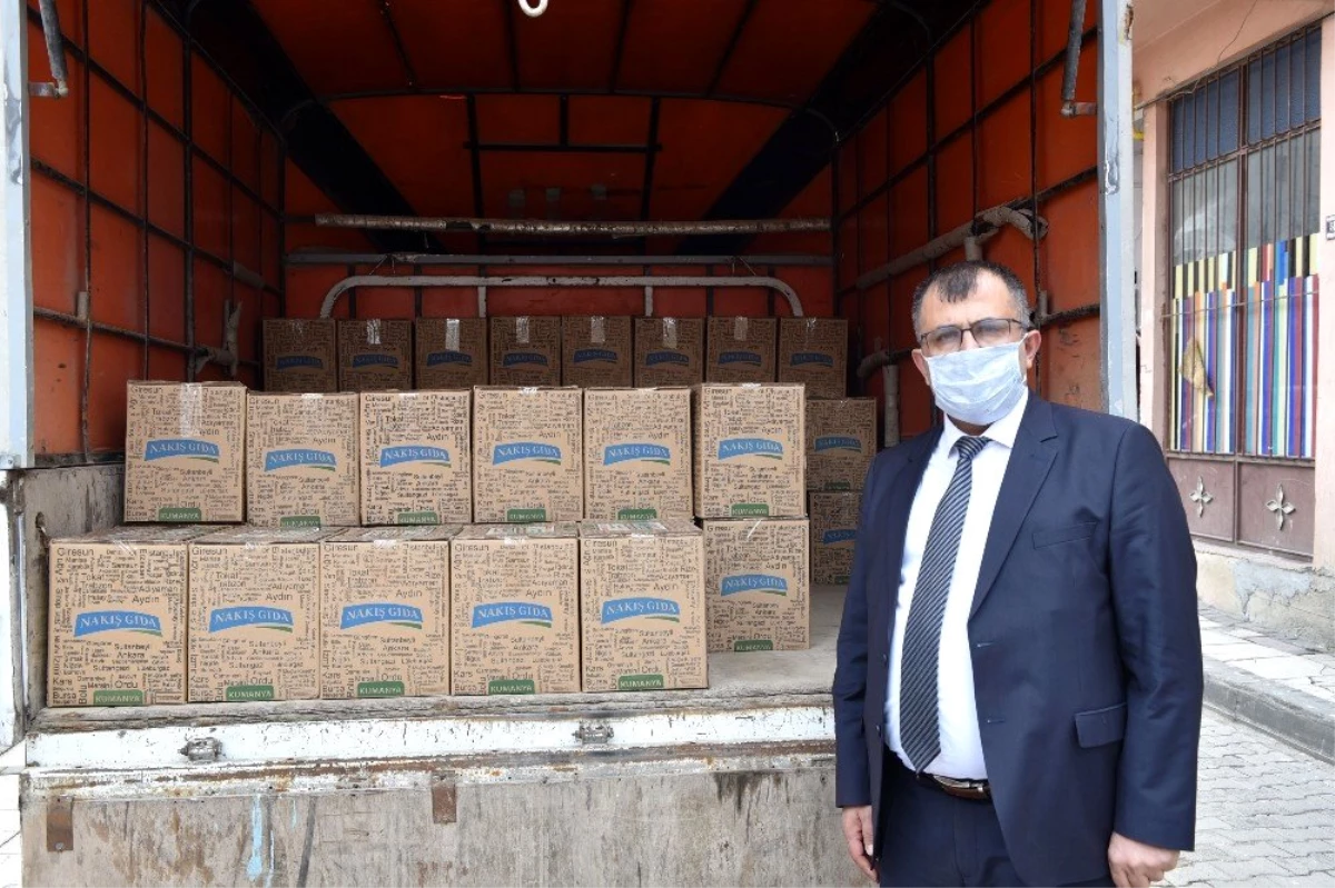 Taşköprü Belediyesi\'nden geçici süreliğine işsiz kalan 150 vatandaşa gıda yardımı