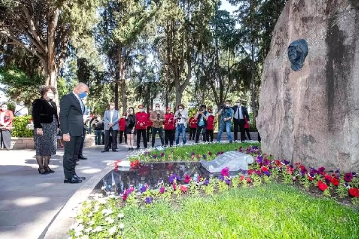 Anneler Günü\'nde Zübeyde Hanım anıldı