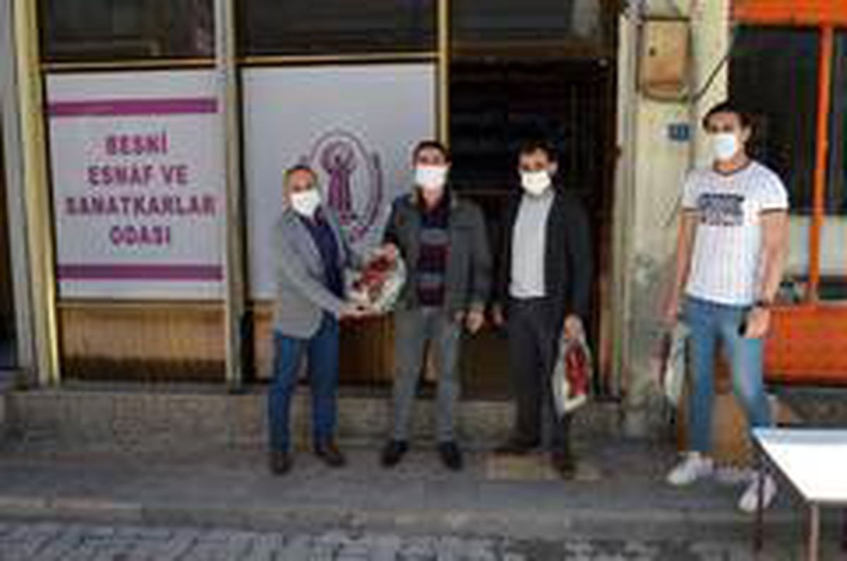 Berberlere malzeme yardımı