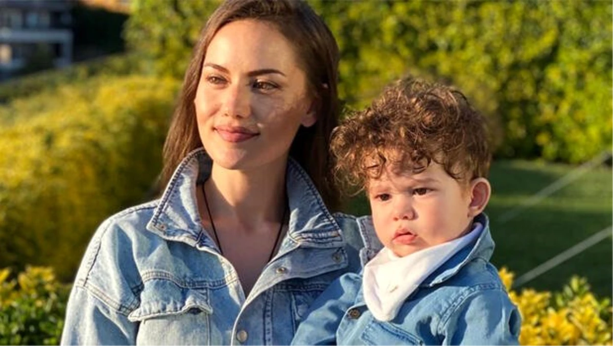 Fahriye Evcen ve oğlu Karan sosyal medyayı salladı