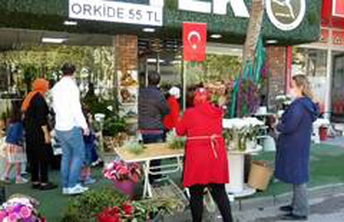 Isparta\'da çiçekçilere Anneler Günü dopingi