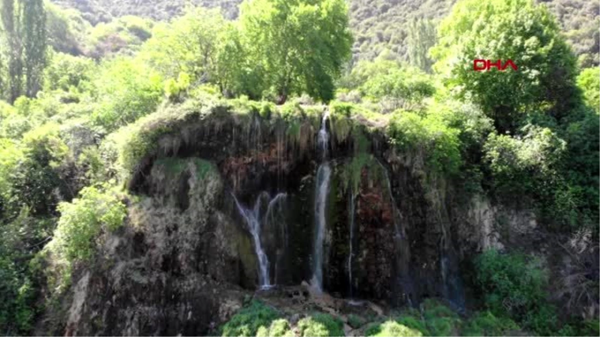 DENİZLİ Doğa harikası Güney Şelalesi, sessizliğe büründü