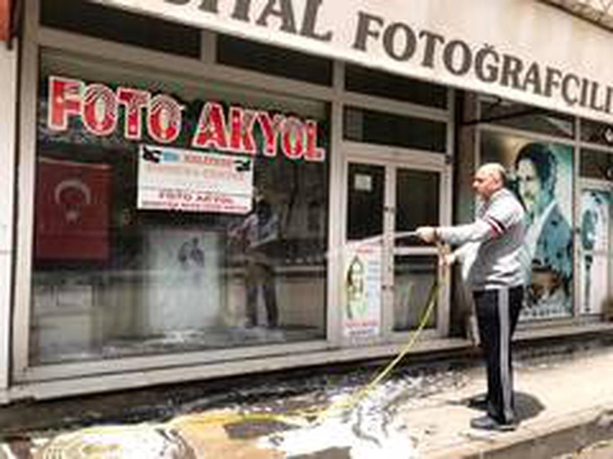 Esnaf, bahar ve korona temizliğini birleştirdi