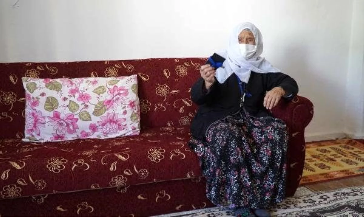 Resmi kayıtlara göre 126 yaşında olan Ayşe Nine, uzun yaşamın sırrını anlattı
