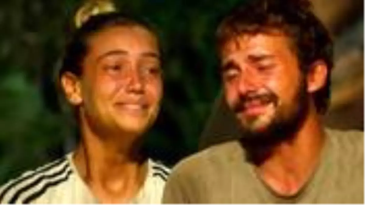 Survivor 2020 yarışmacıları, ada konseyinde annelerinden gelen videoları izleyince gözyaşlarına boğuldu