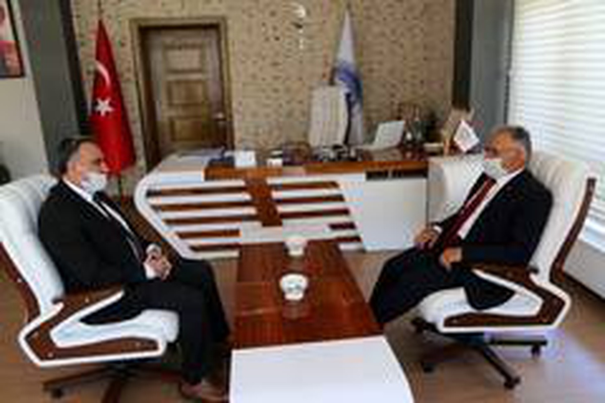 Develi Belediyesi Büyükşehir Belediye Başkanı Büyükkılıç\'ı ağırladı